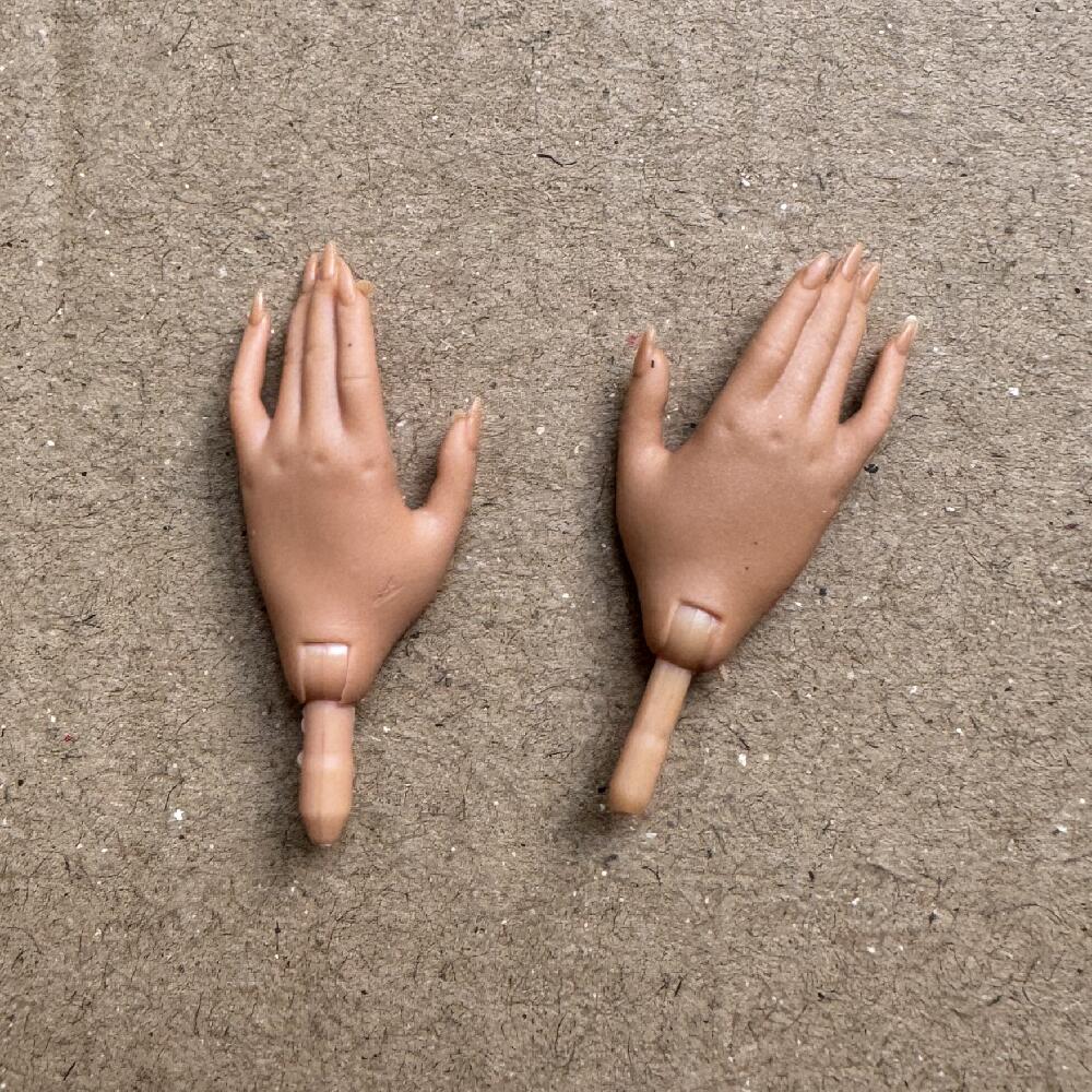 Кукла Старшая Сестра Запасные Руки Белая Коричневая Черная Кожа Части Куклы Оригинальные Аксессуары для Куклы 1/6 Украшения для Куклы