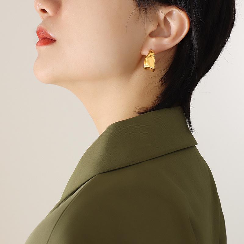 2022 French Niche Irregular Geometric Metal Earrings - Non-fading Women's Design