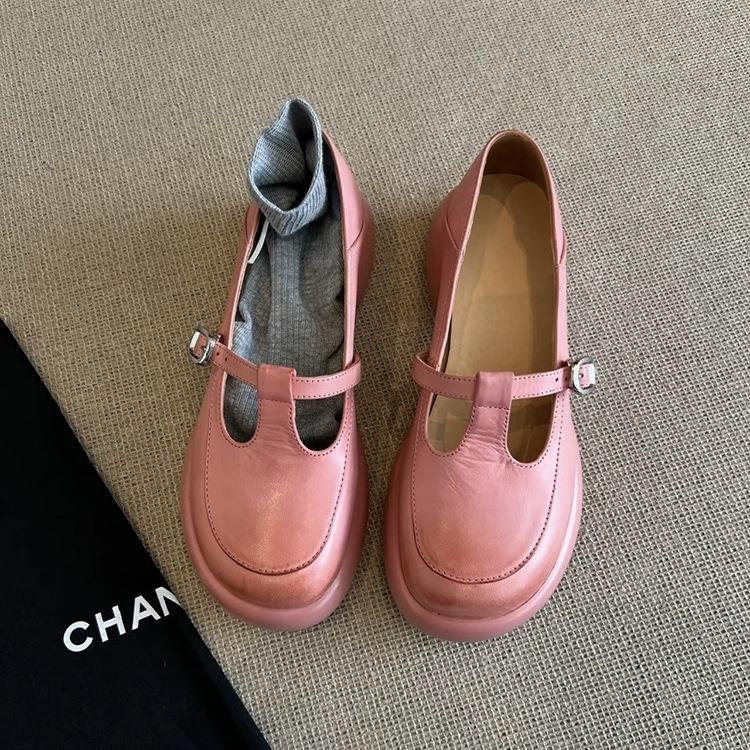 Версия из коровьей кожи ~ ретро круглая голова светлый рот кекс толстая подошва маленький мужчина увеличивает рост одиночные туфли женские универсальные и удобные Ma