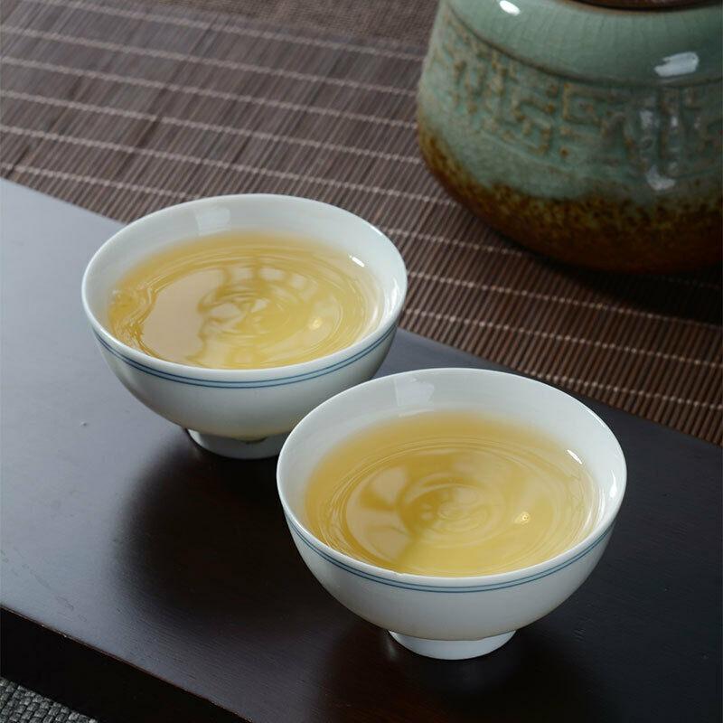 Чай Mengku Old Tree Чайный район Линцанг Qizi Cake Чай Пуэр Сырой Пуэр 357г