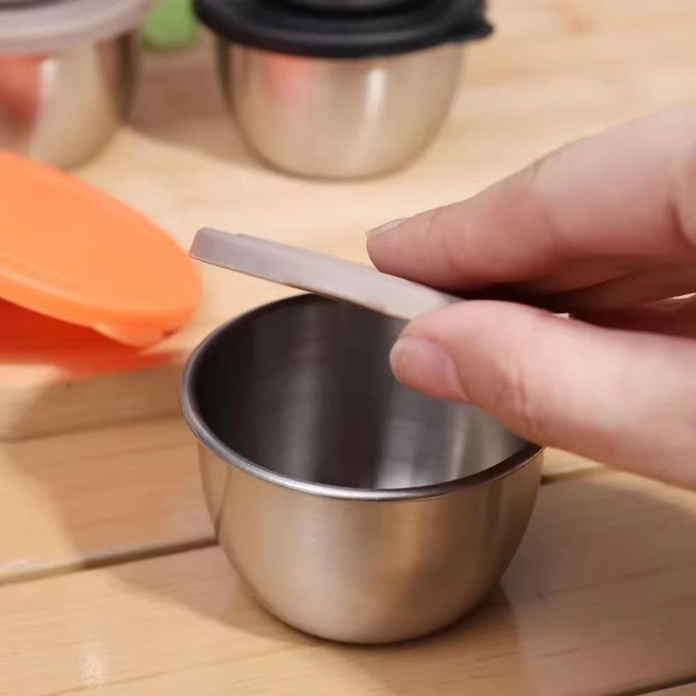 Salad Dressing Container Stainless Steel Sauce Cup with Lid Reusable Salad Dipping Dish Portable Barbecue Spice Jar Kitchen Tool