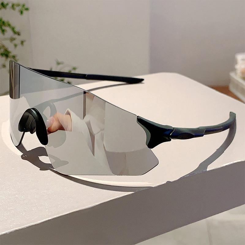 Oversized Sports Sunglasses Men Punk Mirror Lens Wrapped Round Anti UV Glasses for Outdoor Riding Skiing Trendy Shades