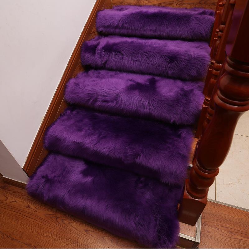 Плюшевые противоскользящие накладки на ступени из искусственной шерсти