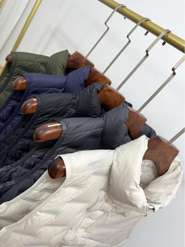 Мужской ветрозащитный пуховый жилет с воротником-стойкой - Легкий, Термозапечатанный, 90% пуха, Без рукавов, Верхняя одежда для осени/зимы