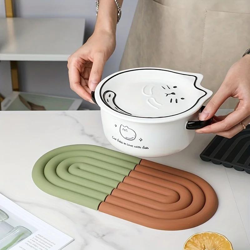 Silicone Trivet Mat Rainbow Shaped Heat-Resistant Pot Non Slip Insulation Hot Pad Coaster Cup Holder Food Grade Kitchen Accessor