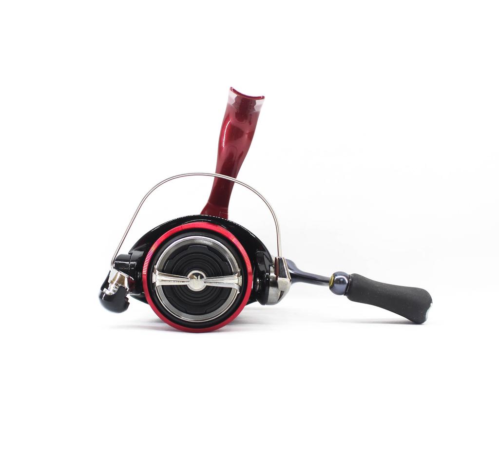 Daiwa Reel Spinning 24 Revros R LT 2000 XH (1040)