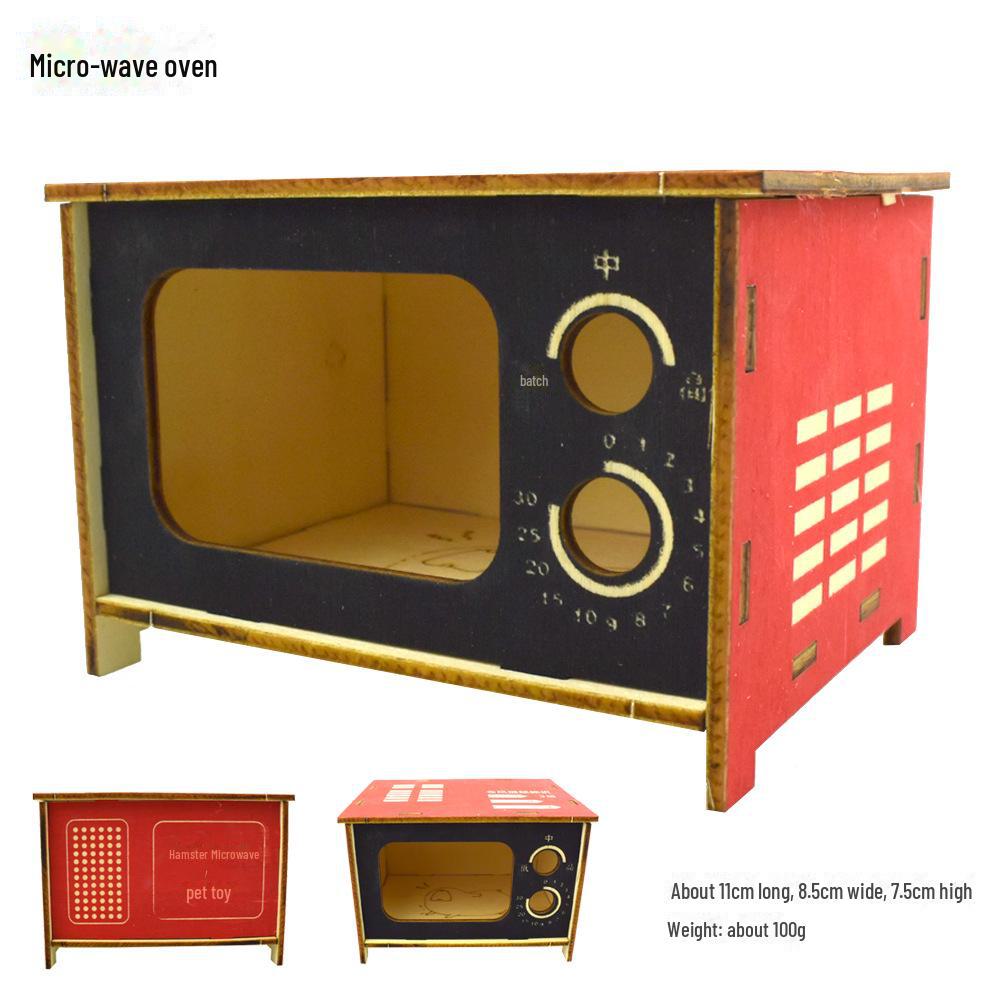 Домик-машина для хомяков из цельного дерева с лестницей и платформой-гнездом для всех сезонов.