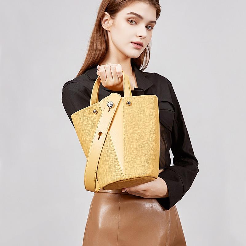 Bucket bag Crossbody large-capacity vegetable basket women's bag 2025 new high-end handbag commuter shoulder bag