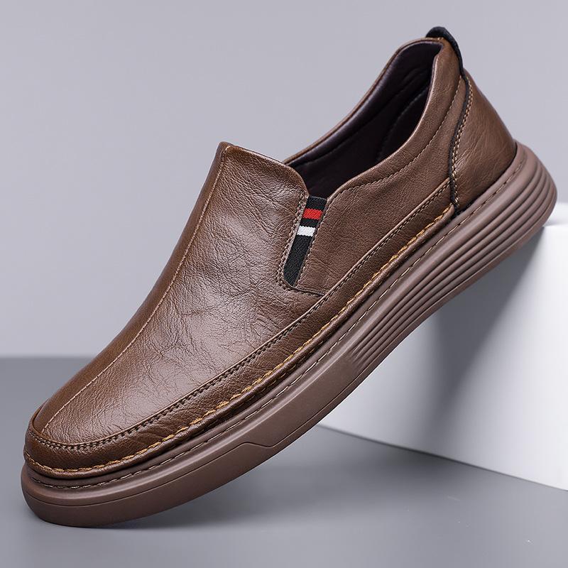 FashionSpring Autumn New Designer Casual Leather Loafers Dress Shoes Male Soft Sole British Business Solid Color Board Shoes for Men