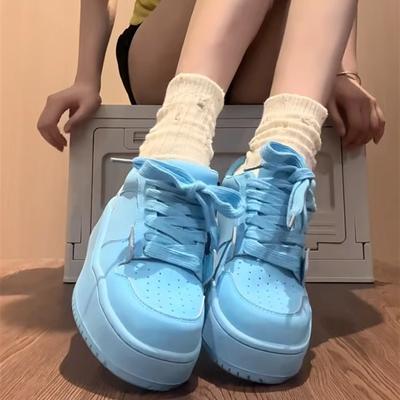 Трендовая обувь новый однотонный стиль принцессы кеды женские толстая подошва увеличивает рост универсальная мода четыре сезона обычный студент пара бо