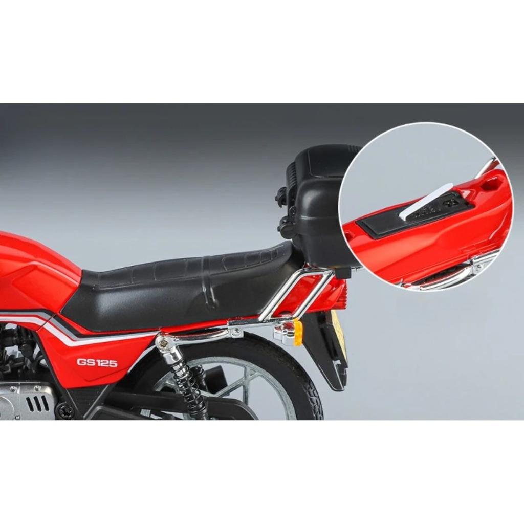 Симуляция 1/12 SUZUKI GS125 Винтажный Мотоцикл Модель Литой Игрушечный Транспорт со Звуком и Светом Коллекции Хобби Декор для Дома