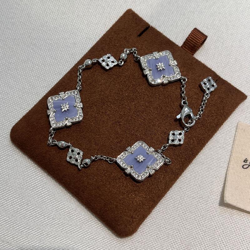 Итальянский ретро придворный стиль Бучи оконные решетки фиолетовый халцедон сосна четырехлистный клевер набор колье браслет серьги прямой эфир