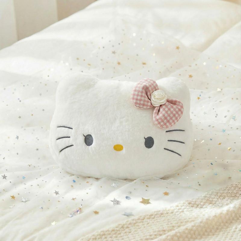 Hello Kitty Car Seat Set Plush Pillow Blanket Seatbelt Shoulder Strap For Kids