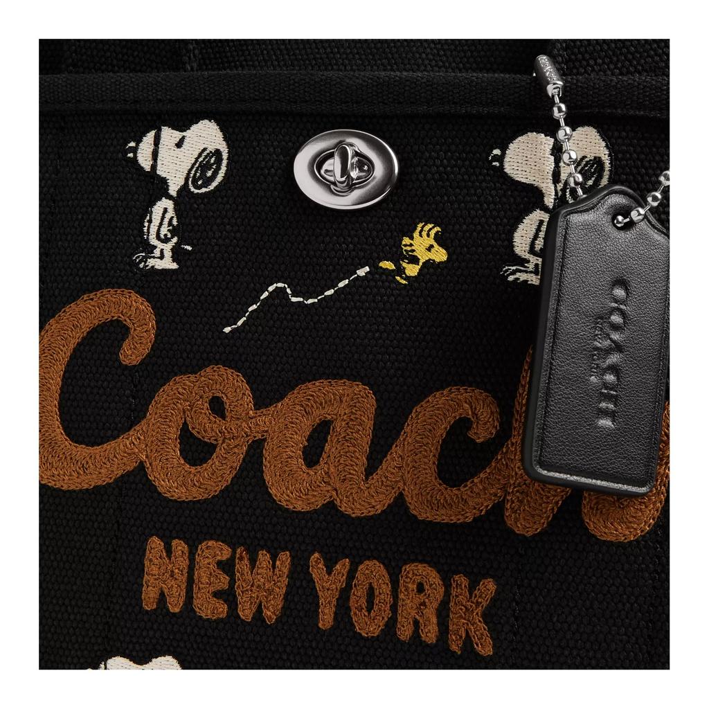 Coach X Peanuts Snoopy Коллаборация Грузовая 26 Сумка-тоут Женская Тоут Черная CBF70-SVA47