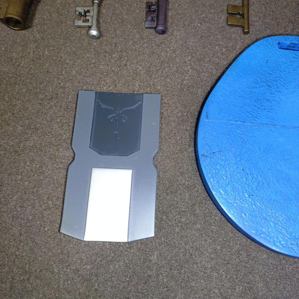 [USED] Resident Evil 4 Key Resident Evil Figure