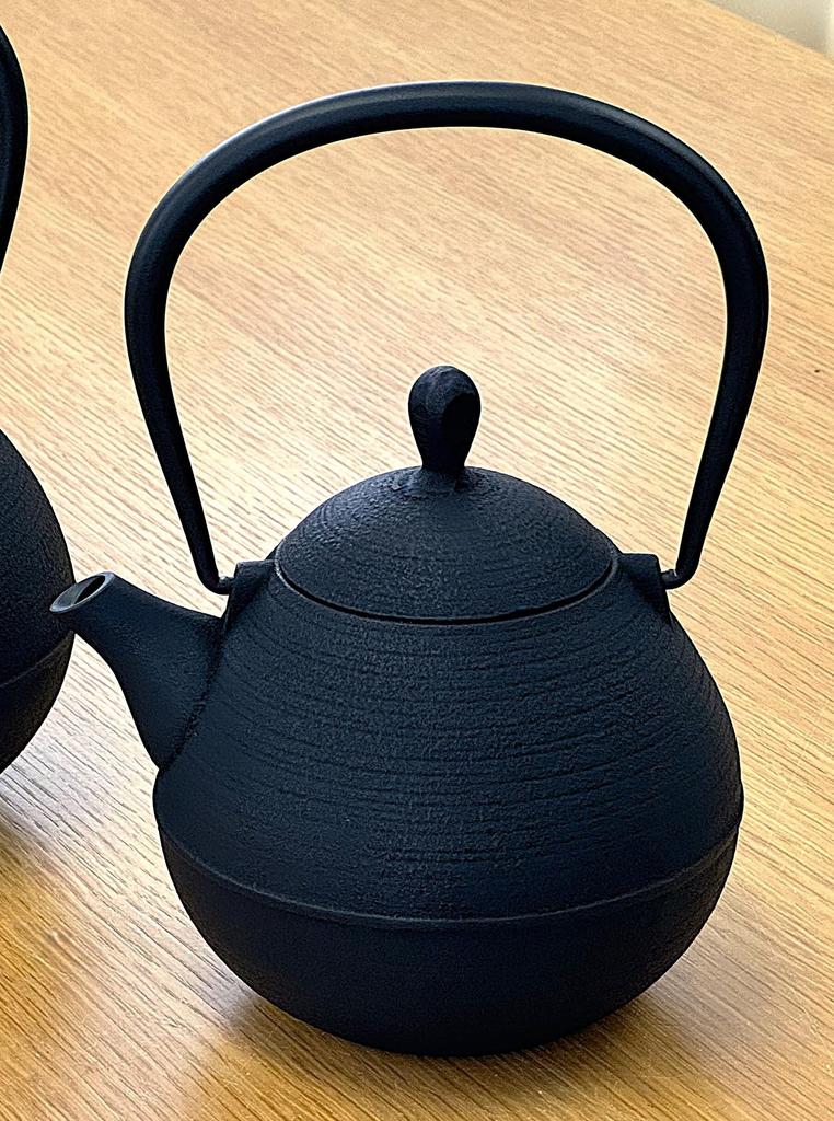 Nanbu Ironware Iron Kettle by Ichiudo Kettle Maru Shizuku ITCHU-DO [Iron - 0.65L]