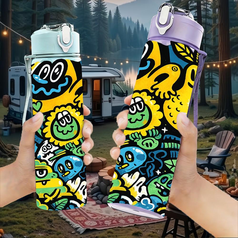 1PC Vivid Color Cartoon Graffiti Print 750ml Color Plastic Sports Water Bottle Leakproof Flip Straw Lid Suitable for Sports Office Home Use