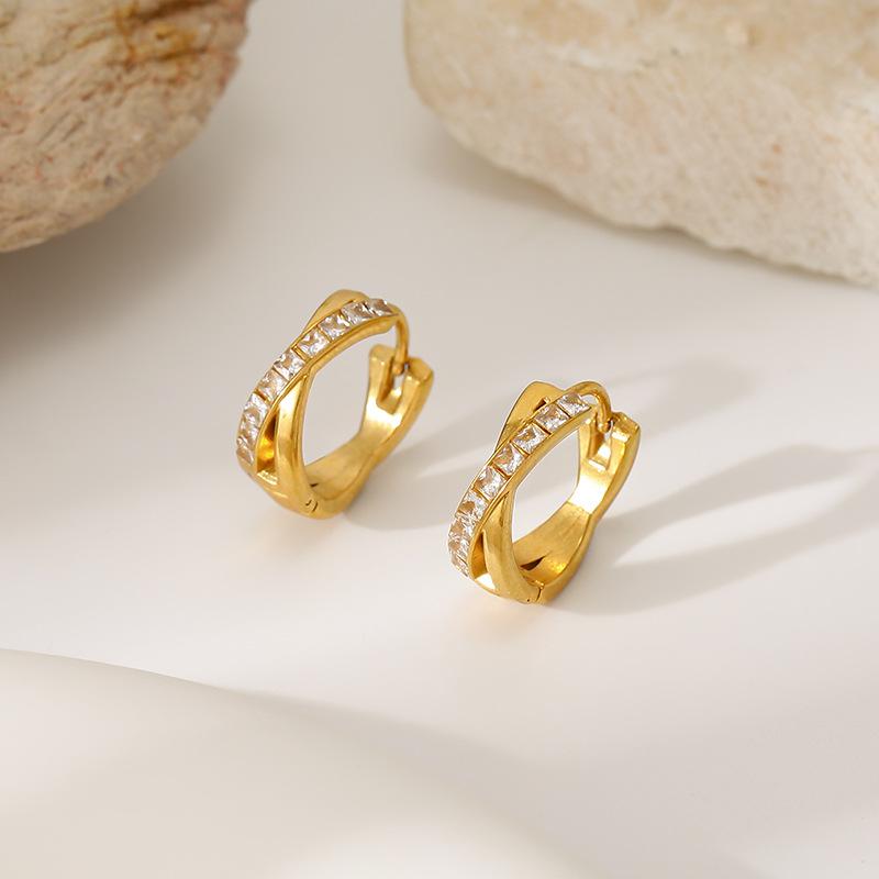 European and American cross-twist diamond earrings, stainless steel small ear buckles, white zircon C-type earrings, French temperament ear jewelry