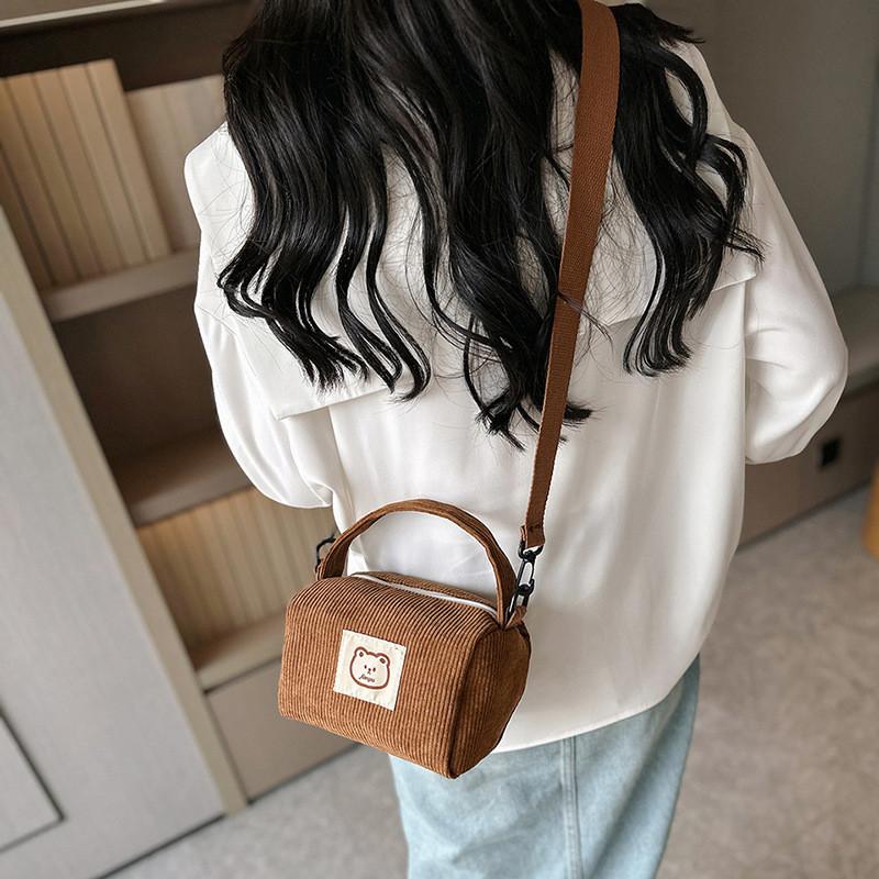 Trendy Corduroy Handbag For Women Fashionable Casual Crossbody Bag 2023 Design