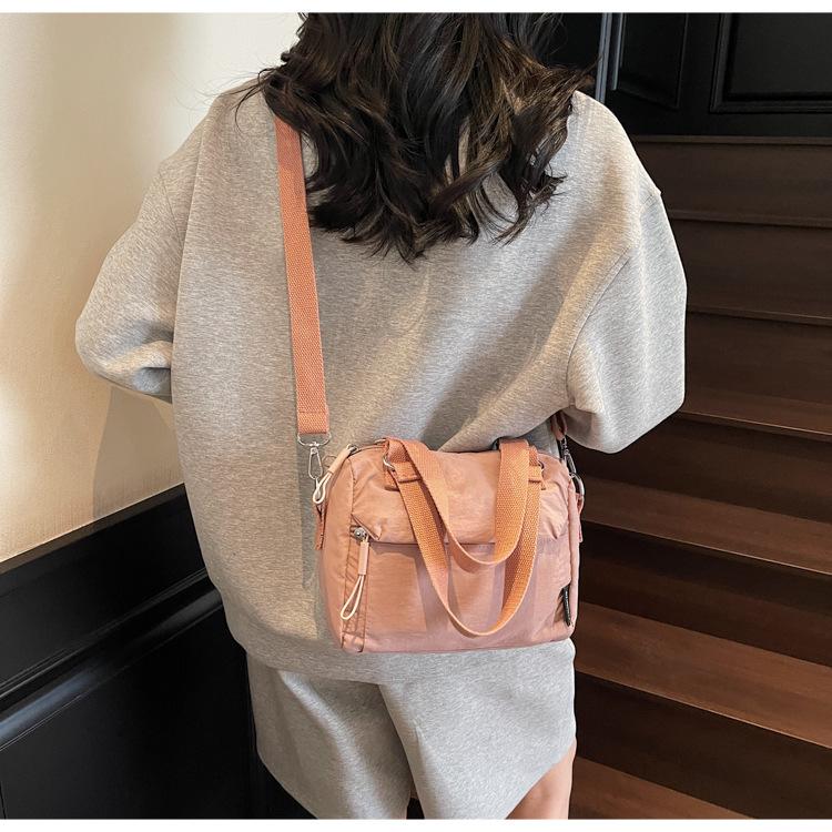 Simple Hand Carry Small Bag Women 2025 New Fashion Canvas Small Square Bag Casual Versatile Shoulder Messenger Bag