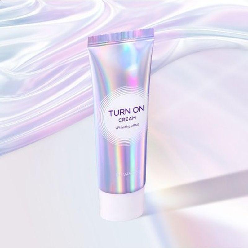 DEWYCEL [1+1+1] Осветляющая база под макияж Tone-Up Turn-On Cream 50 мл 3 шт. / Осветляющий крем Milky White
