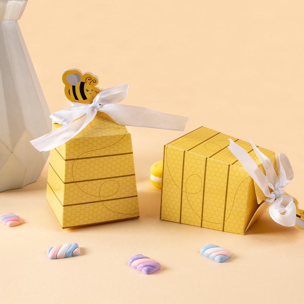 10/20pcs Paper Bee Favors Candy Boxes Gifts Box with White Ribbons for Kid Bee Birthday Party Baby Shower Wedding Party Supplies
