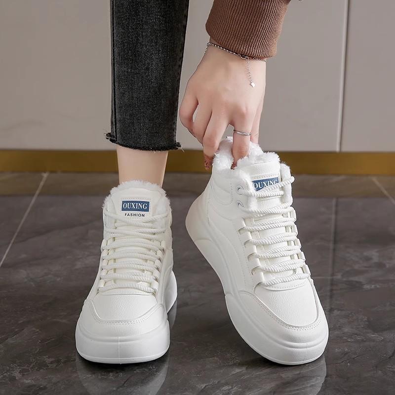 Женские спортивные хлопковые кеды с высоким верхом, новая зимняя модель с бархатной подкладкой, утолщенные студенческие кеды на платформе, универсальные повседневные