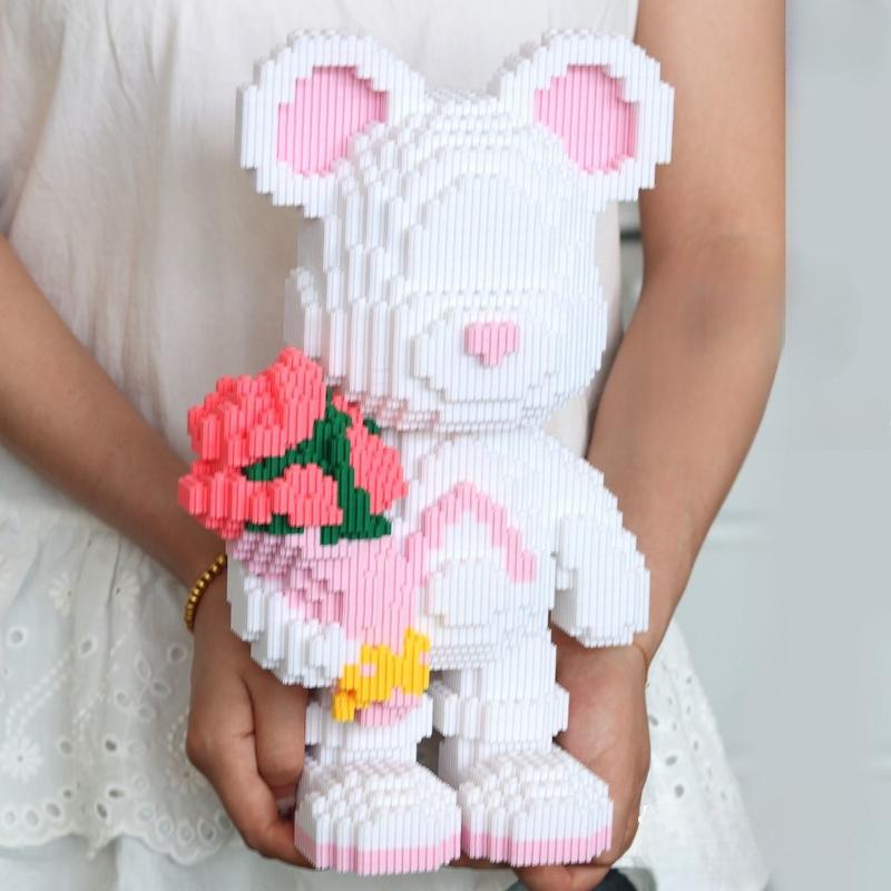 Медведь из кубиков с букетом Креативное украшение Розовые и белые медвежата Кубики Игрушка Подарок на день рождения ребенка Подарок на годовщину Романтический подарок