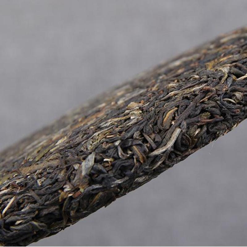 357г Юньнаньский пуэр Сырой чайный пирог Наньнуо Горный пуэр Шэнча Весенний чай Пуэр