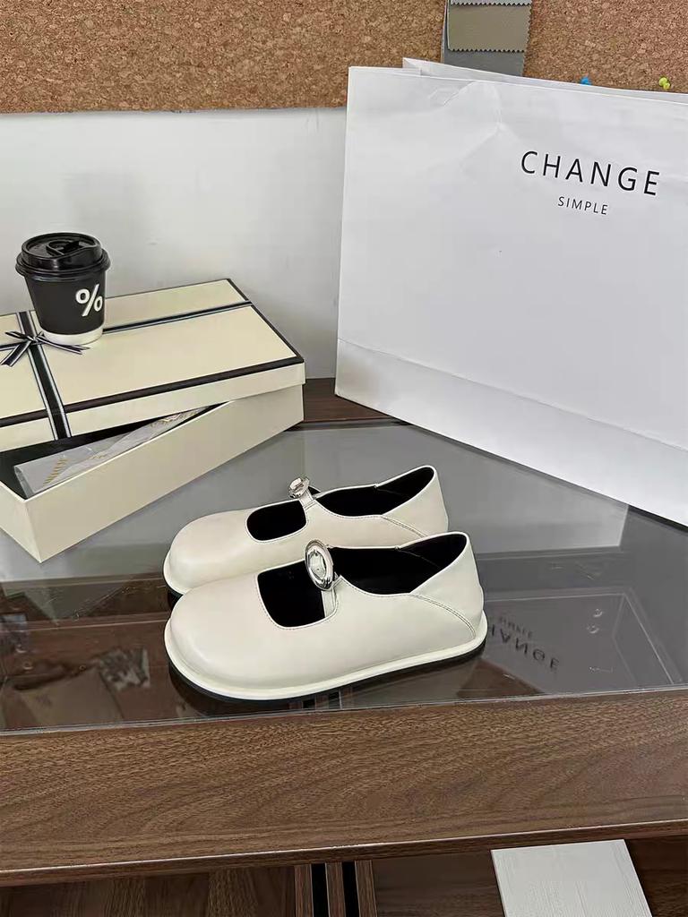 One Word with Small Fragrant Wind Shallow Mouth Mary Jane Shoes Women's Summer 2025 New Casual Breathable Soft Sole Big Head Single Shoes