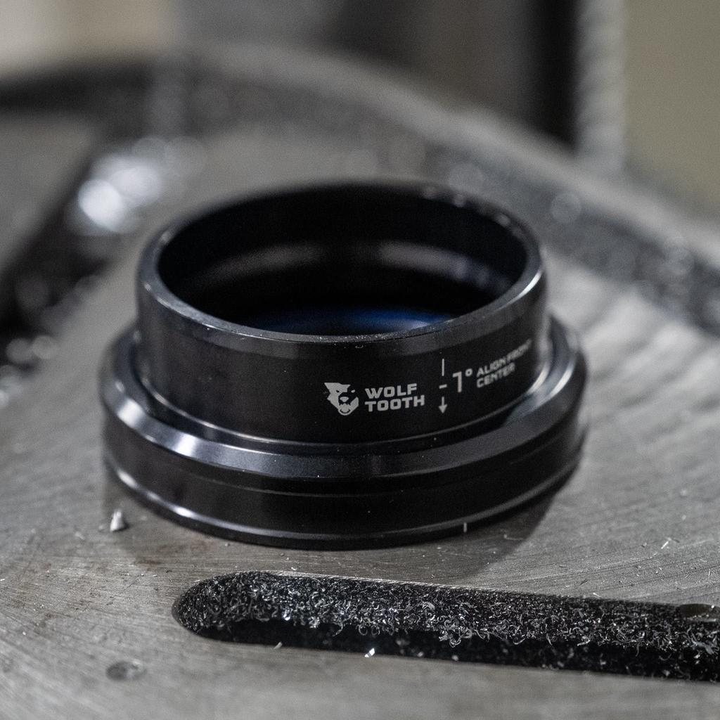 Рулевая колонка Wolf Tooth ZS44 Верхняя EC49 Нижняя GeoShift Performance Угловая Длинная(115-140мм)