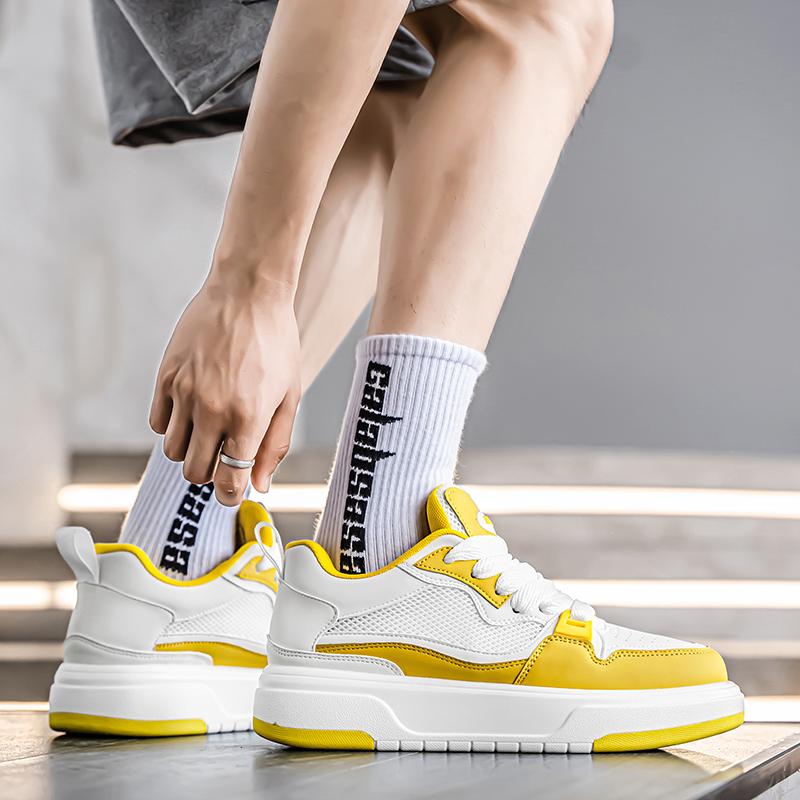 Men 's Casual Four Seasons Fashion Students Comfortable Sneakers Boys Trending Soft Sole Breathable Shoes