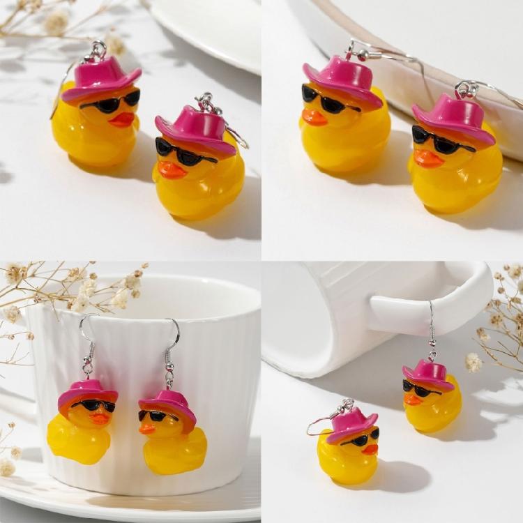 Fun and Vibrant Bag Pendant Creative Duck Pendant Keychain/Ear Rings Decorations