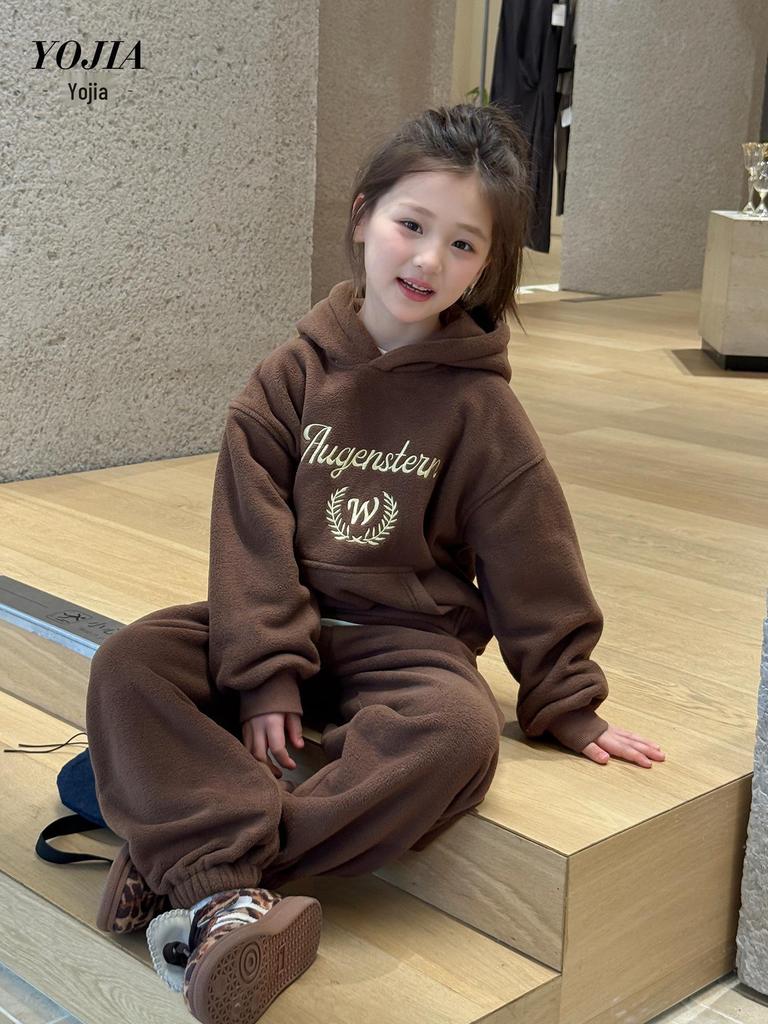 YOJIA Зимний спортивный комплект-двойка для девочек 2025 с флисовой подкладкой: Модная и Утепленная Детская Одежда