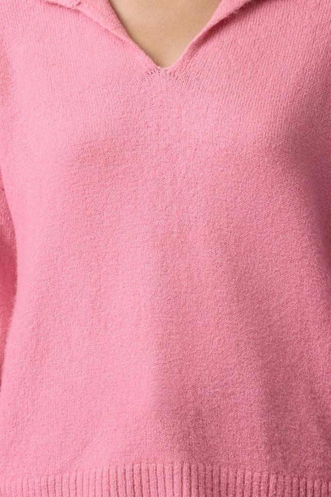 Women's Fashionable Stylish Sweater Pink Woolen Wide Fit Polo Neck Basic Knitwear Sweater