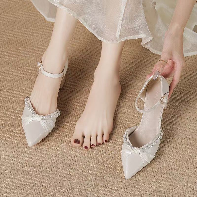 Shallow mouth pointed head high heel thick heel 2025 spring fairy style bag head sandals new single shoes female summer Mary Jane shoes