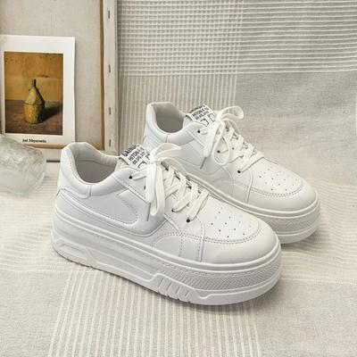 Модные популярные белые туфли на толстой подошве для женщин 2024 года, новые летние дышащие туфли-лодочки и туфли для досок