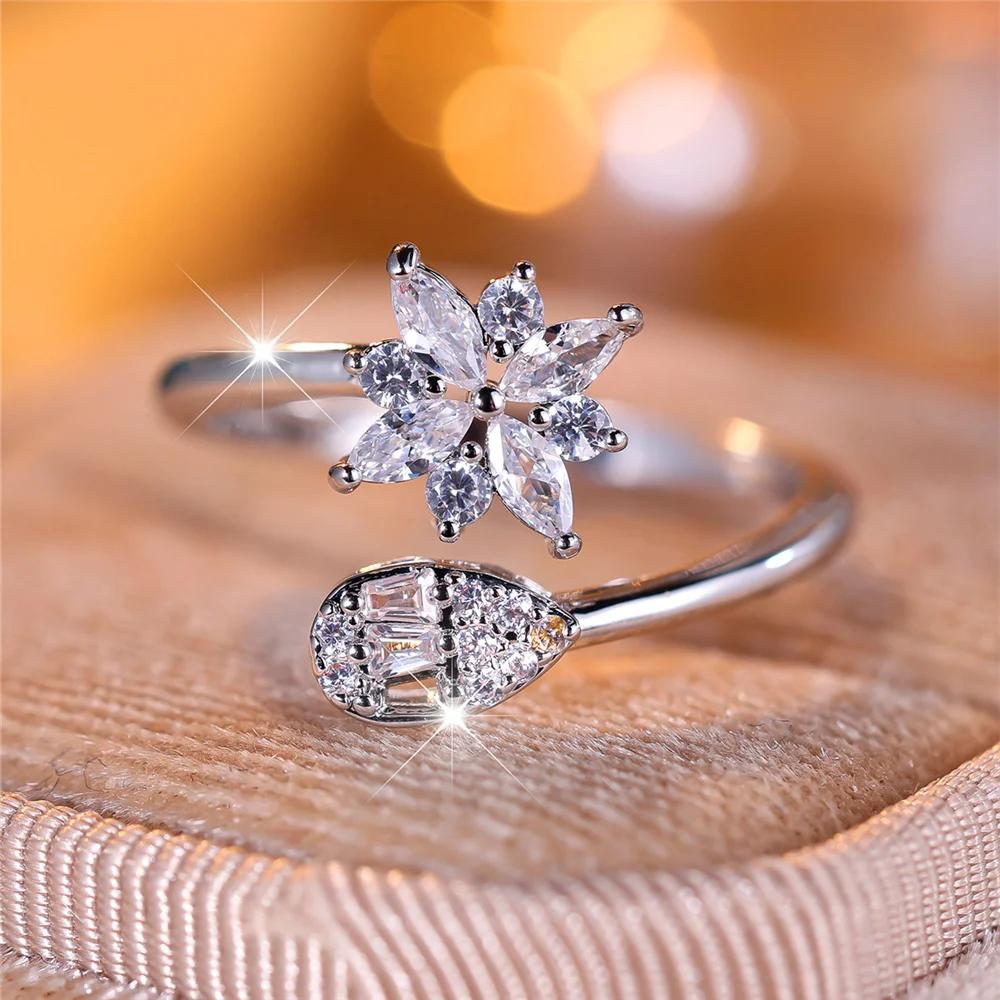 Small White Zircon Snowflake Open Ring for Women Silver Color Wedding Floral Aesthetic Jewelry