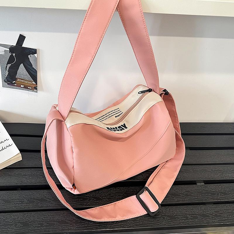 Summer Large-capacity High-end Casual Messenger Bag for Men and Women 2025 New Wide Shoulder Strap Nylon Pillow Bag Shoulder Bag