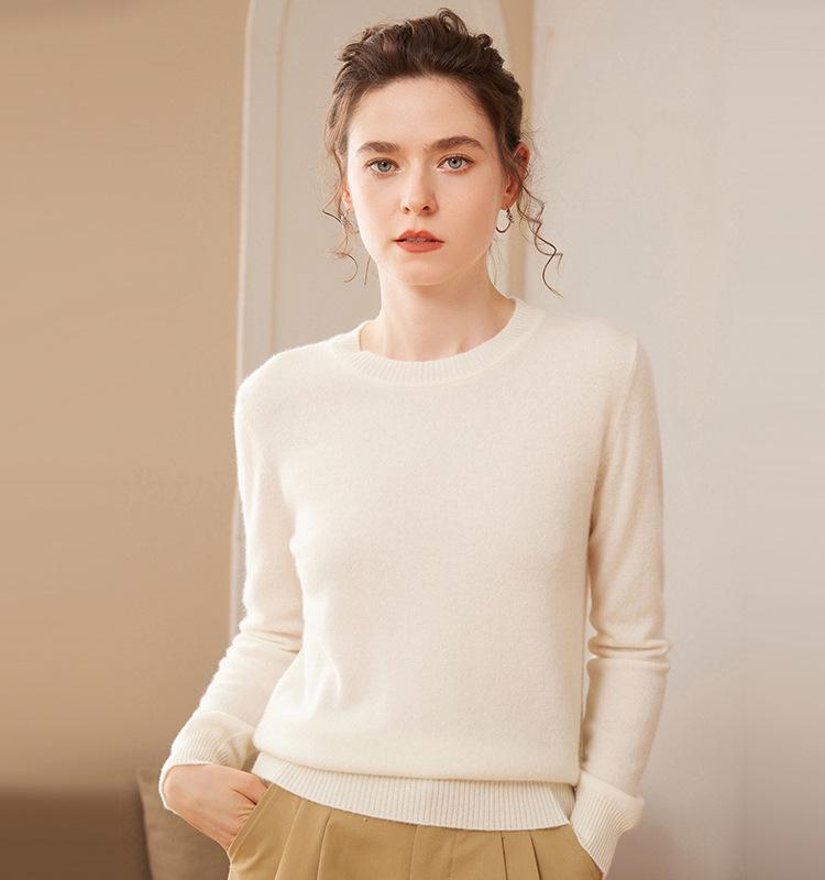 Women's Plus Size Cashmere Sweater - Round Neck, Loose-Fit, Knitted Pullover for Autumn and Winter