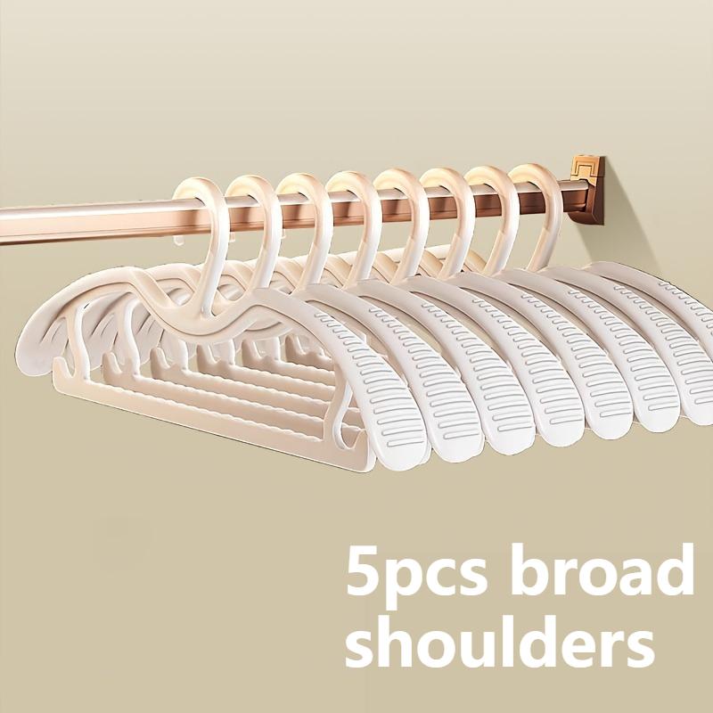 Пластиковые вешалки с широкими плечиками 5/15/25/35, с противоскользящими отметками, идеально подходят для хранения в семейных спальнях и экономии места для хранения