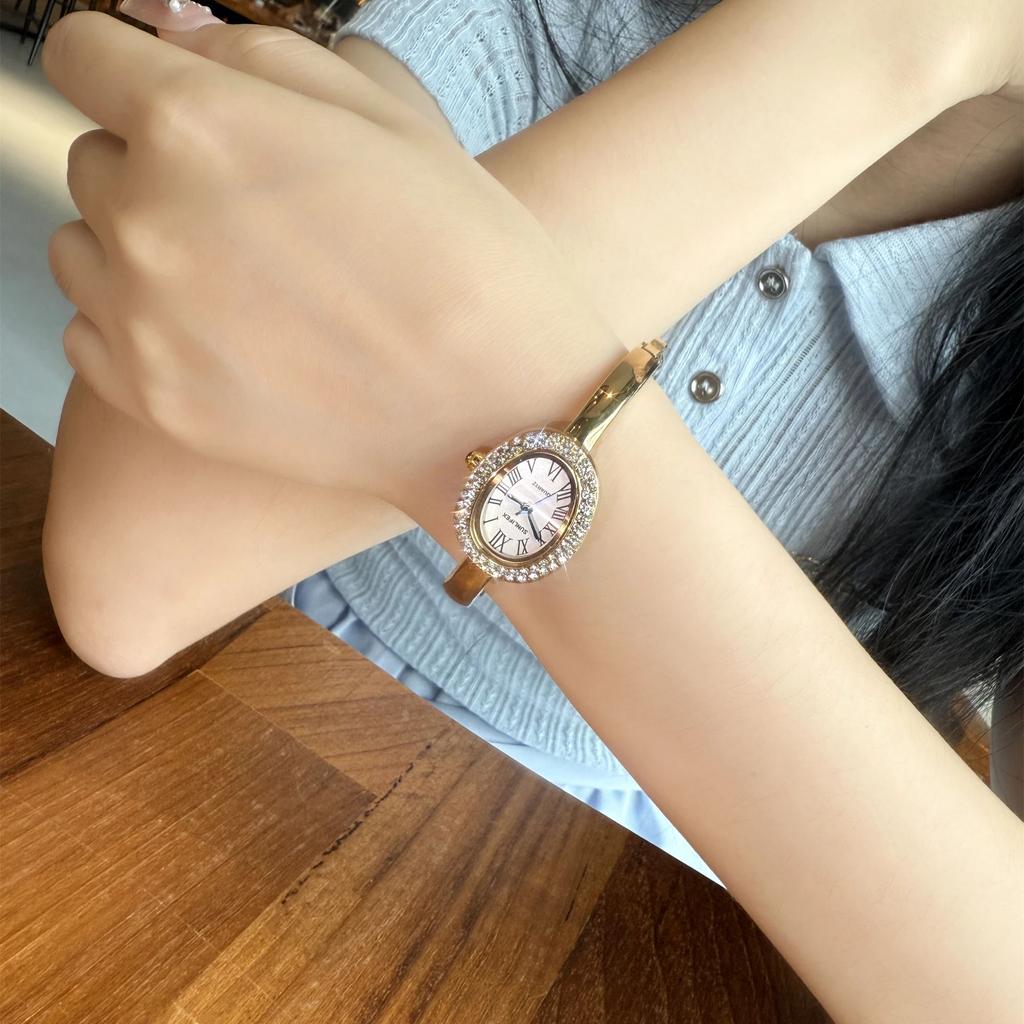 Новые Роскошные Элегантные женские Браслетные Наручные Часы Римские Цифры Инкрустированные Стразами Овальные Водонепроницаемые Женские Кварцевые Часы Reloj