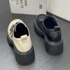 Ретро легкие туфли на толстой подошве с пряжкой в стиле минимализм, темпераментные, из маленькой кожи, женские, новые осенне-зимние 2024 года, французские, милые и крутые лоферы, одинарные