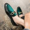 Элегантные зеленые свадебные туфли для мужчин, деловые повседневные туфли без застежек, мужские туфли, модный дизайн, блестящие лакированные туфли для мужчин
