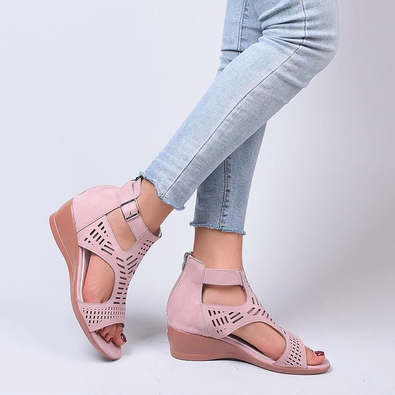 Мода 2025 Новая Мода Римская Пряжка Сандалии на Платформе Женские Большой Размер Полые Женские С Закрытым Носком На Щиколотке Плоские Сандалии Летняя Женская Обувь
