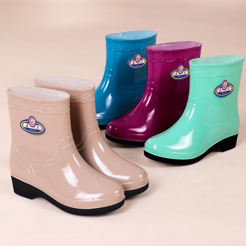 Rain shoes anti-shoe rain boots rubber shoes overshoes women's fashion medium tube velvet cotton warm adult non-slip kitchen work shoes