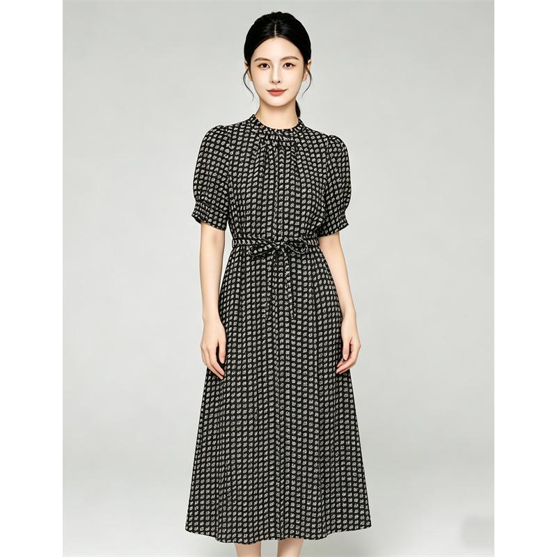 Waist cinching temperament long sleeved mid length skirt