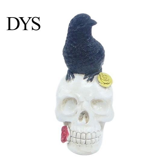 Spooky Atmosphere Props Gothic Halloween Skull Figurine, Ghost/Raven on Statue, Dark Aesthetic Room Decor Resin Tabletop Ornament for Desk,