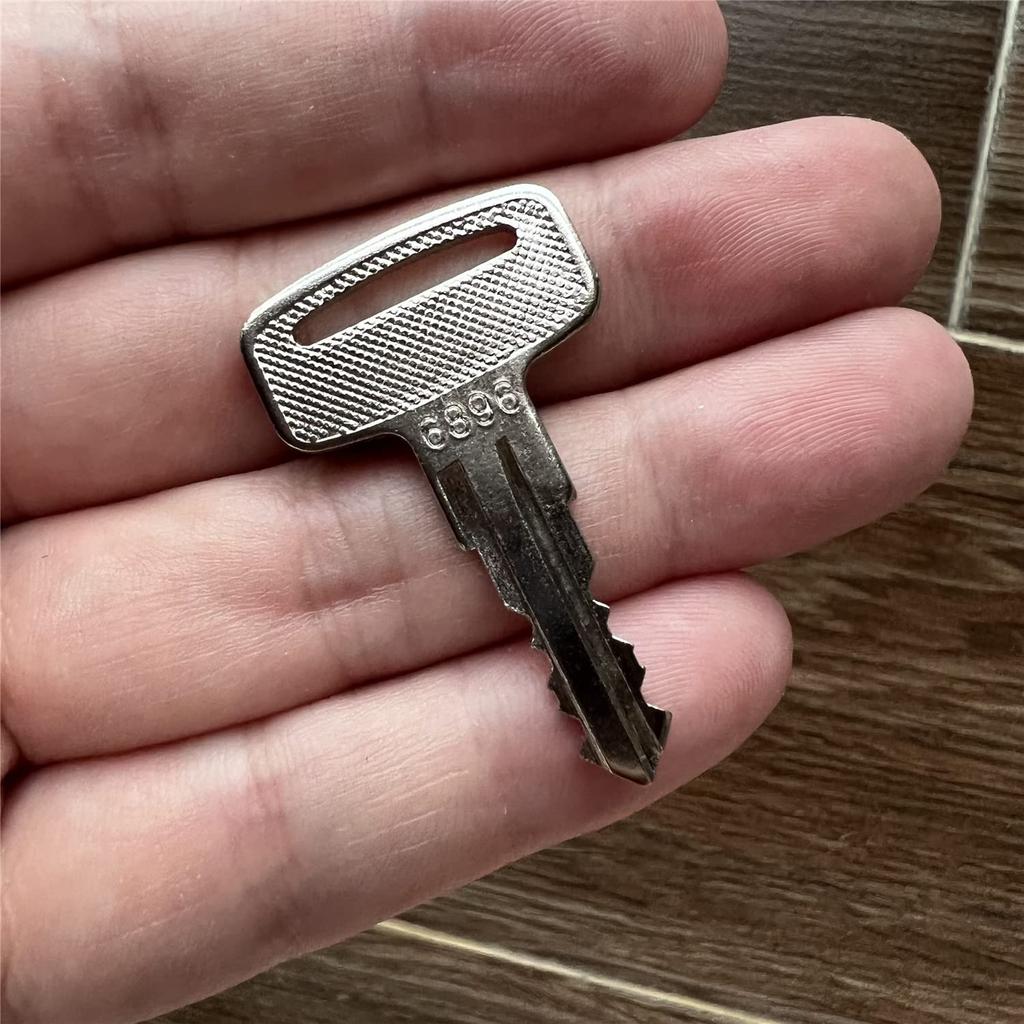 Ключ зажигания Eisens 6896 Manitou Clarke Linde Polaris Landpride Wacker Neuson Advance Viper