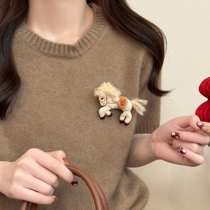 1Pcs Coat & Scarf Accessory Zodiac Year Charming Fabric Pony Brooch For Women Pin Corsage Pin Neck Pin